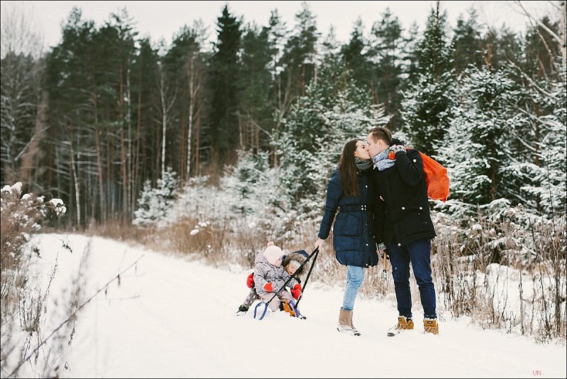 Ģimenes fotosesija ziemā I Sniegs, ugunskurs un pozitīvas emocijas I Fotogrāfs Uģis Nagliņš 138525