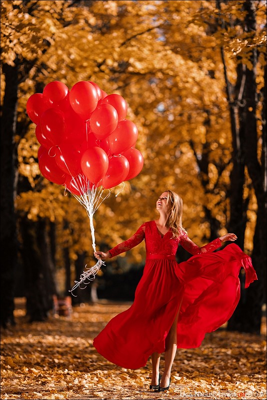 Santa I Individuāla fotosesija rudenī sarkanā kleitā I Fotogrāfs Uģis Nagliņš 262550