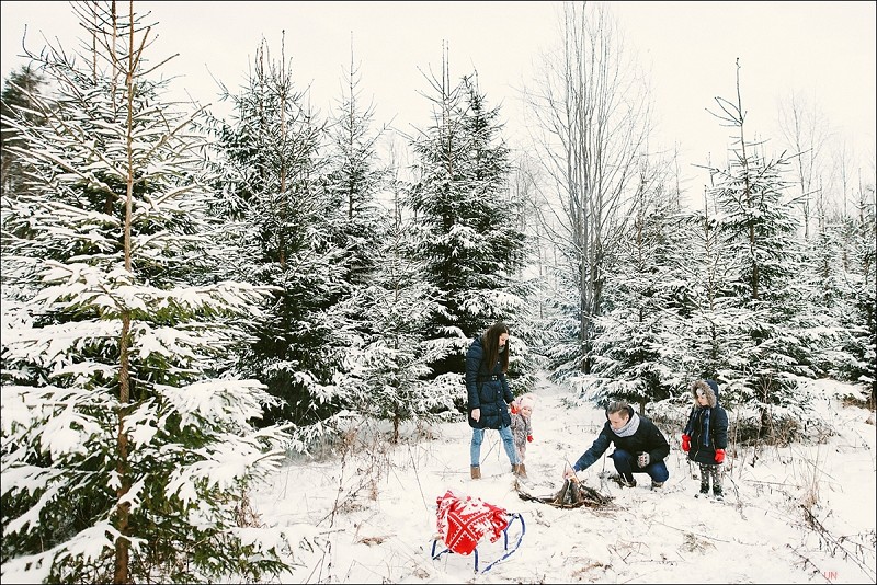 Ģimenes fotosesija ziemā I Sniegs, ugunskurs un pozitīvas emocijas I Fotogrāfs Uģis Nagliņš 139075